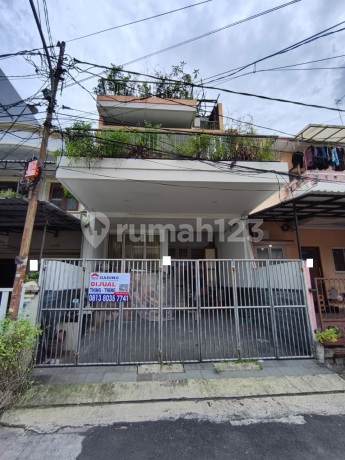 Cheap !! For Sale Minimalist House Area 107 Ready to Occupancy in Kelapa Gading Facing Northeast Cheap !! For Sale Minimalist House Area 107 Ready to Occupancy in Kelapa Gading Facing Northeast