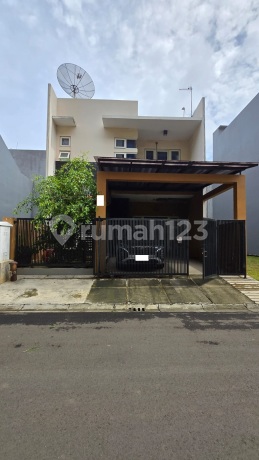 Murah !! Dijual Cepat !! Rumah Minimalis 8x18 di Pelangi Gading Residence , Hadap Selatan