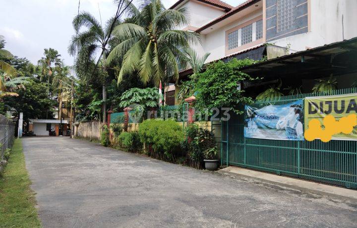 Di  rumah Di PURI CIKEAS Cibubur ,Rumah 2 lantai