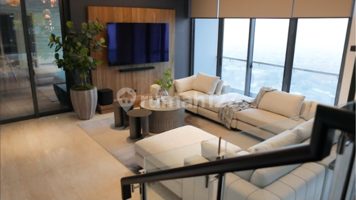 Apartemen Ciputra World Surabaya Lantai 52 Penthouse Full Furnish Hadap Selatan Apartemen Ciputra World Surabaya Lantai 52 Penthouse Full Furnish Hadap Selatan