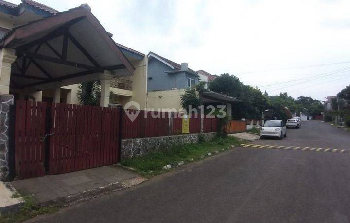 Dijual Rumah Siap Huni di TamanSari Persada Bogor, Lebar Jalan 2 Mobil, Strategis