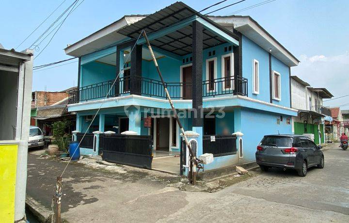 Rumah Hoek di Griya Alam Sentosa, Cibubur