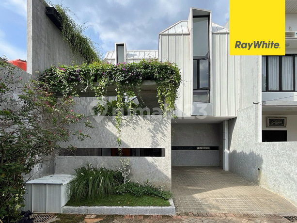 Fully Furnished House, Just Bring Your Suitcase at Hankam Main Road, Bekasi Fully Furnished House, Just Bring Your Suitcase at Hankam Main Road, Bekasi