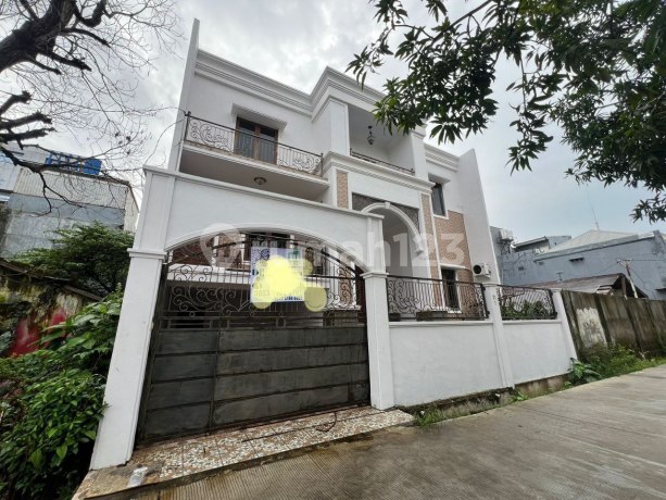 For Quick Sale House on Faisal XI Street, Pettarani