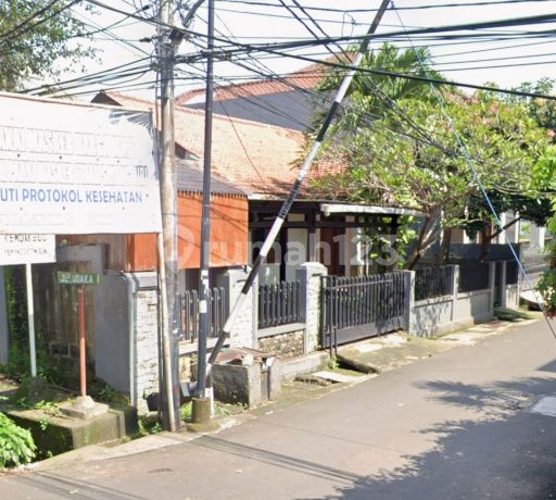 Jual Rumah Di Jalan Udaka, Strategis