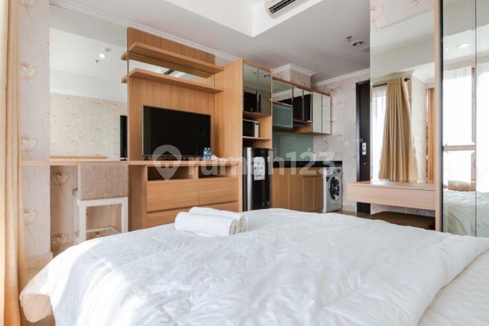 Menteng Park Studio Bagus