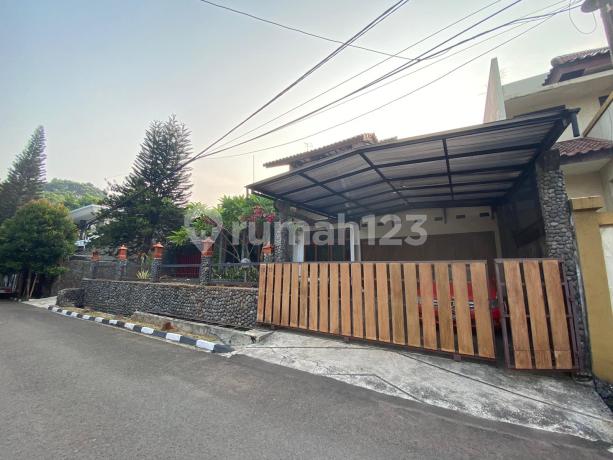 Dijual Rumah Rumah Strategis di Cibubur, Jakarta Timur. Komplek Villa Cibubur Indah