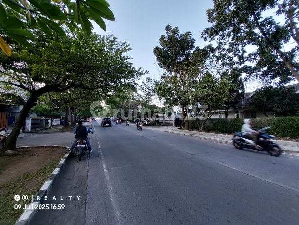 RUMAH MAINROAD DEKAT GRIYA ARCAMANIK BANDUNG Lokasi Strategis Pusat Kuliner RUMAH MAINROAD DEKAT GRIYA ARCAMANIK BANDUNG Lokasi Strategis Pusat Kuliner