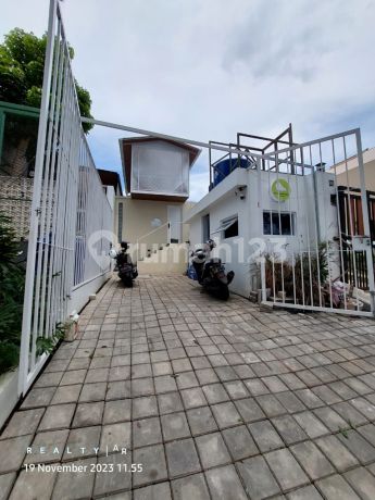 Villa House in Asri Area, SETIABUDI, near Kampung Daun Lembang Bandung.