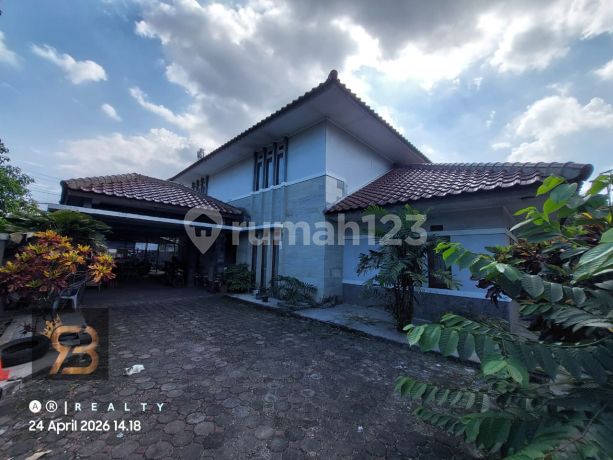 Rumah Mainroad Dekat Griya Arcamanik Bandung Strategis Area Bisnis