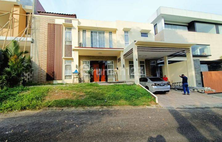 Rumah Dijual Hadap Green Area Taman Imperial Golf