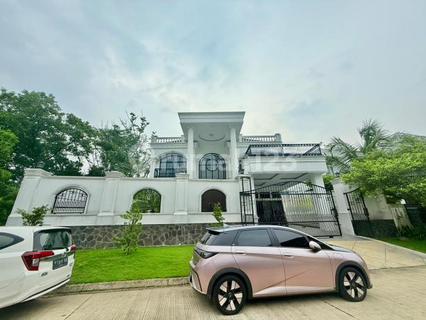 Luxury House Affordable Price Classic Type Sentul City Bogor Luxury House Affordable Price Classic Type Sentul City Bogor