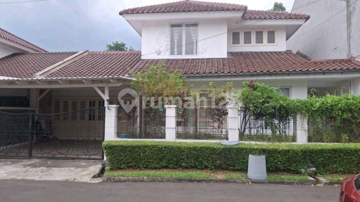 Rumah Cluster Luasan Besar Lingkungan Nyaman di Bintaro SHM