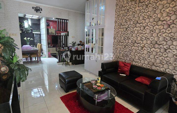 Rumah CASTILLA BSD CIty cluster dengan Club House, dekat Pasar Modern BSD 