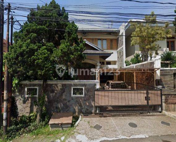 Rumah Mewah Terawat Kawasan Elite Dago Asri Bandung
