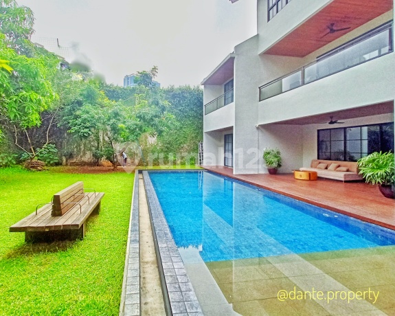 Pakubuwono Area Smart Home System Dgn Lift & Swimming Pool Pakubuwono Area Smart Home System Dgn Lift & Swimming Pool