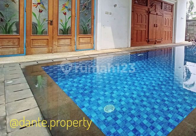 Best Price! Taman Duren Sawit Rumah Cantik Taman Duren Sawit Dengan Swimming Pool