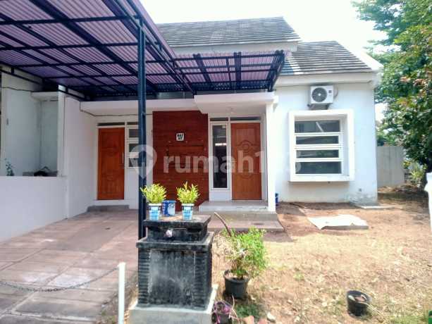 Dijual rumah nyaman di Tamansari Hills Residence