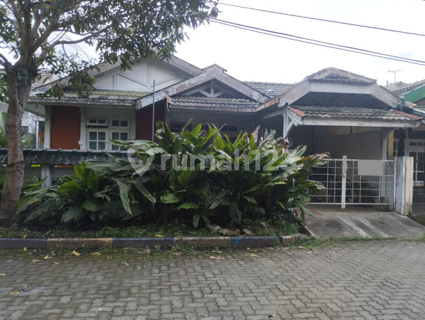 Rumah 5 Kamar di Puri Palma Araya Malang Gmk02717