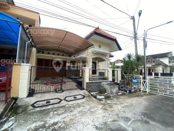 Sulfat Blimbing Malang Corner Garden House Ready to Occupancy GMK03479