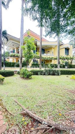 DIJUAL CEPAT.....RUMAH BAGUS SIAP HUNI POSISI HOOK DI LOKASI STRATEGIS BINTARO SEKTOR 9 DIJUAL CEPAT.....RUMAH BAGUS SIAP HUNI POSISI HOOK DI LOKASI STRATEGIS BINTARO SEKTOR 9