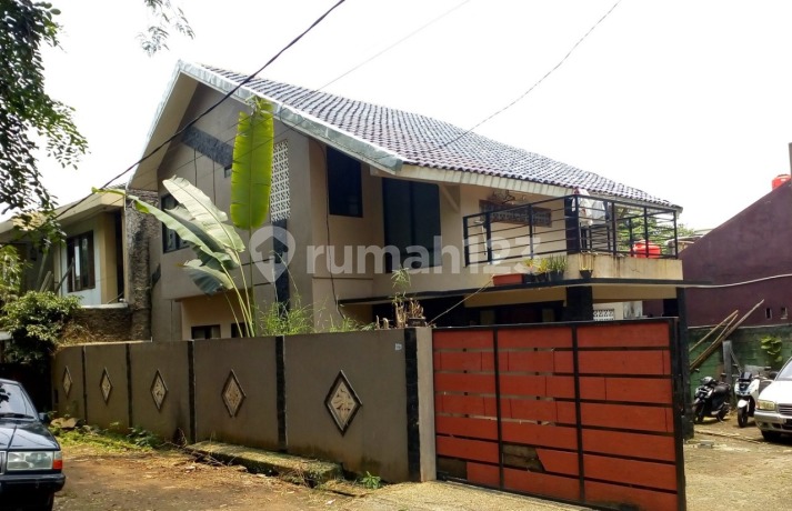 Nice 2-Storey House Ready to Occupy in Pajak Jurangmangu Complex, Tangerang