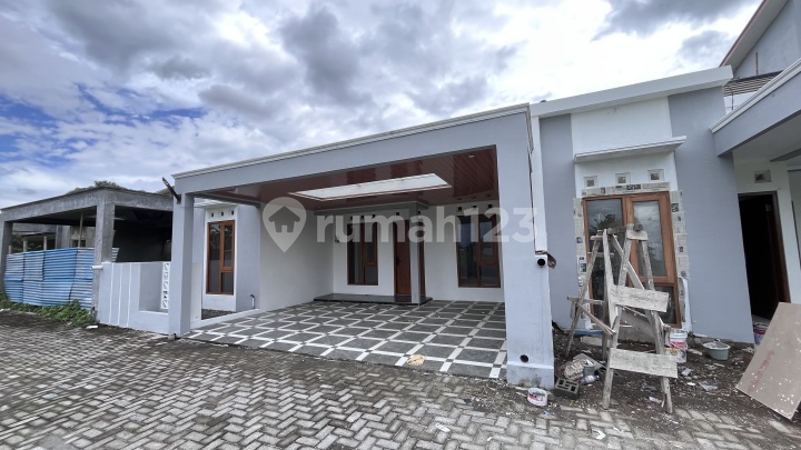 Perumahan Murah Jl Godean KM 7 Furnish Dekat Kota