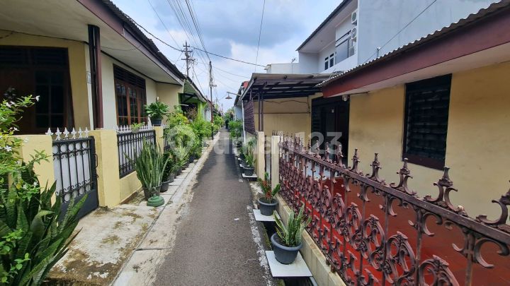 Jual Rumah 3 Kt di Perumnas 1 Pancoran Mas Depok