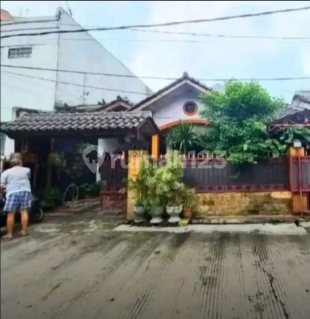 RUMAH NYAMAN TANAH 198 M² DI PONCOL JAYA JAKA SAMPURNA - BINTARA