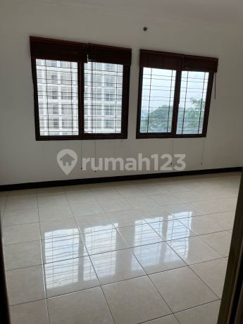 Apartemen Grand Setiabudi Tipe Platinum – Siap Huni! Lantai 9, 80m², Harga Menarik!