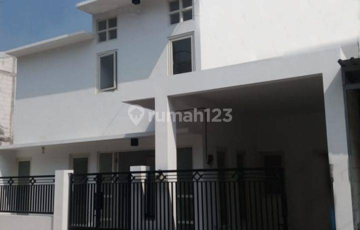 Rumah Minimalis Siap Huni De Alamuda Residence, Kebraon
