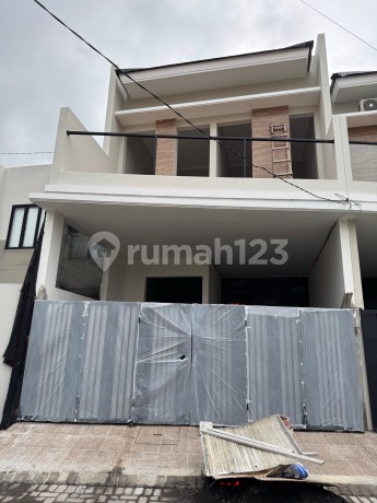 Dijual Rumah Baru Siap Huni Wiyung Brantas Permai