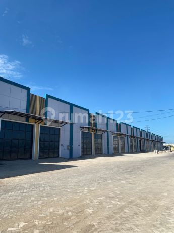 Pergudangan Prambanan Bizland, Cerme Gresik. 200 Meter Dari Akses Tol, 0 Jalan Raya Pergudangan Prambanan Bizland, Cerme Gresik. 200 Meter Dari Akses Tol, 0 Jalan Raya