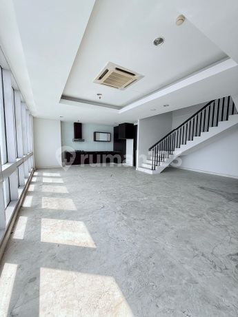 Dijual Cepat Apartemen The Groove Mezzanine 3+1Br Dijual Cepat Apartemen The Groove Mezzanine 3+1Br