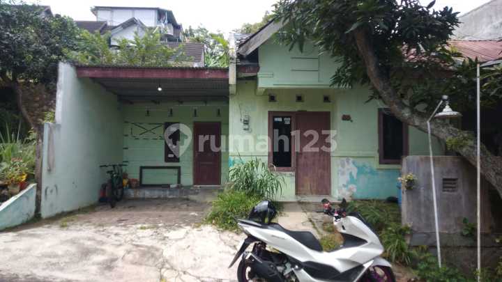 Affordable House in Villa Krista Cluster, Banyumanik