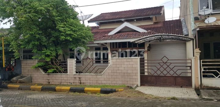 Rumah Jl Tulip Panakkukang Makassar (Pw)