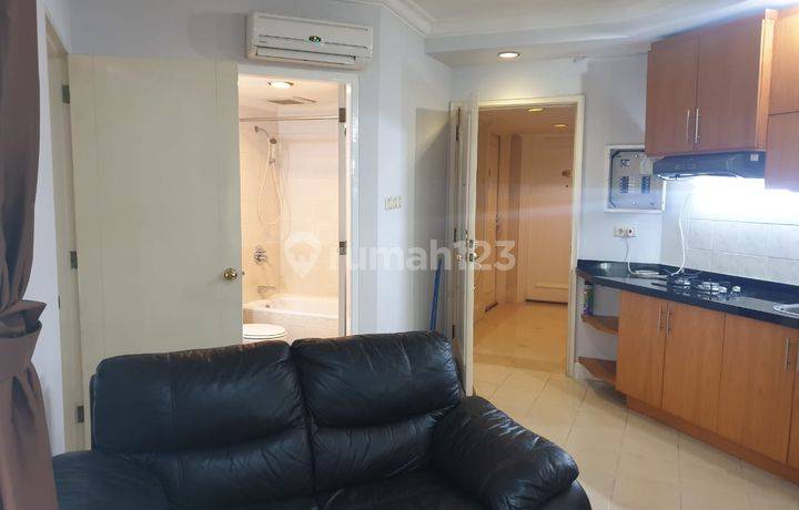 Sewa Apartemen Batavia Bendungan Hilir 1 Bedroom Furnished Bagus