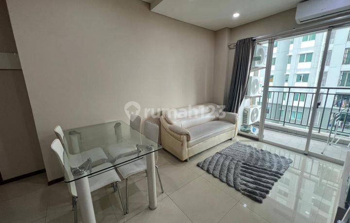 Sewa Apartemen Thamrin Residence 2 Bedroom Furnished Bagus