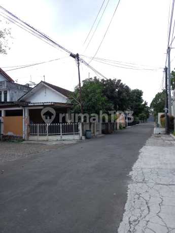 Dijual Rumah 6 Kamar Dalam Komplek Yadara Babarsari Sleman Jogja