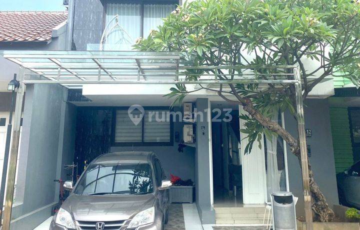 Rumah Cantik 2lt Komplek Bumi Jatiwaringin