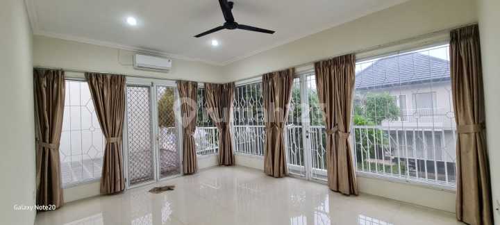 Di Jual Rumah Bagus Nyaman di Aruba Residence , Pancoran Mas , Depok , Jawa Barat