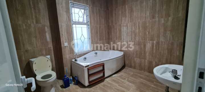 Di Jual Rumah Bagus Asri Nyaman di ARUBA Residence , Pancoran Mas , Depok , Jawa Barat Di Jual Rumah Bagus Asri Nyaman di ARUBA Residence , Pancoran Mas , Depok , Jawa Barat