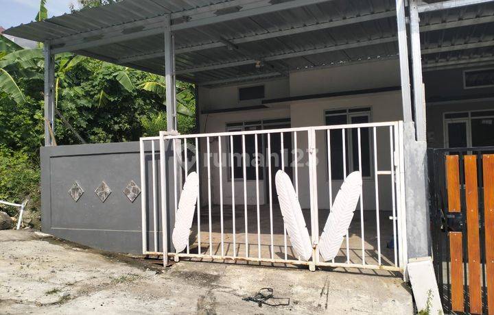 Rumah Shm Siap Huni Dekat Pasar Bukit Sendangmulyo Semarang