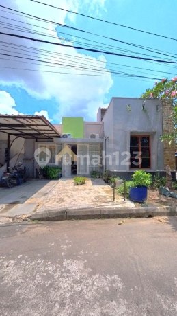 Beautiful House at Marbella Residence Batam Center