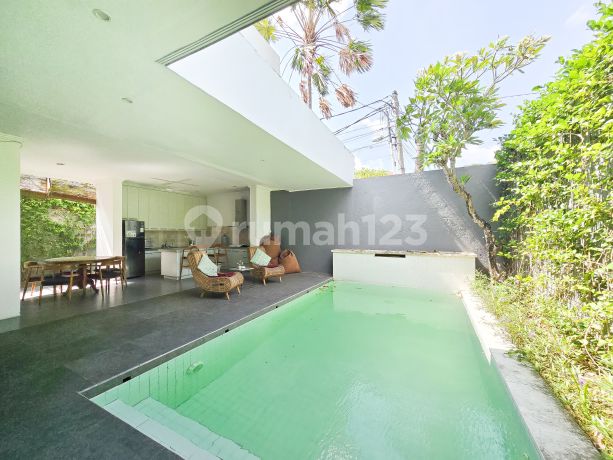 Villa Jimbaran Dekat Pantai NNJJBN32 