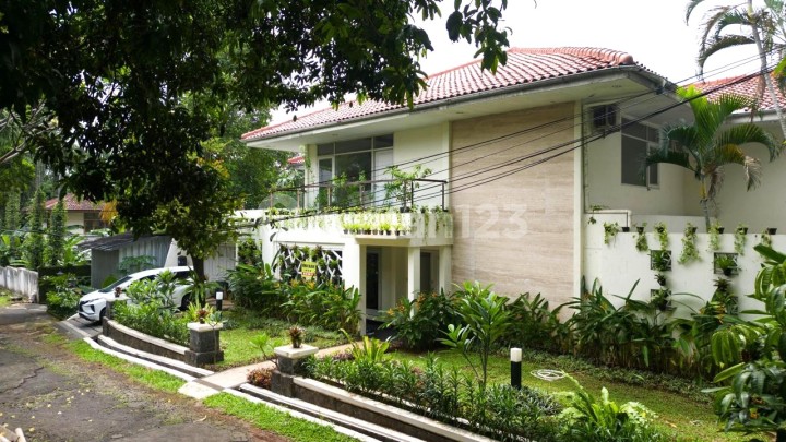 Harga Miring, Rumah Mewah, Bagus, Bersih, Terawat, 2 Lantai, Dalam Compound di Kemang, Cocok utk Hunian Keluarga Harga Miring, Rumah Mewah, Bagus, Bersih, Terawat, 2 Lantai, Dalam Compound di Kemang, Cocok utk Hunian Keluarga