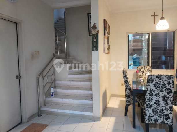 Rumah Keluarga Nyaman di Metro Permata 1 - Lokasi Premium Dekat Greenlake City & Metland