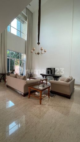 Townhouse Pakubuwono Residence, Private Elevator and Pool, For Rent