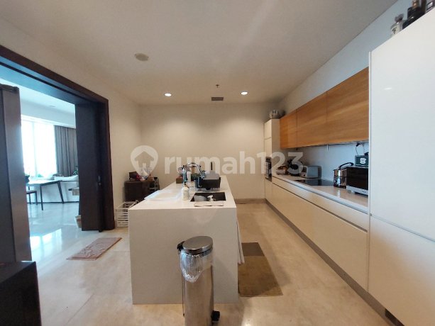 Good Deal Unit Pakubuwono Signature, Nice, Clean, Well-Maintained