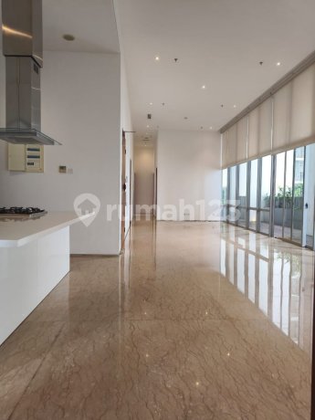3 br Junior Penthouse Senopati Suite T2 For Sale 3 br Junior Penthouse Senopati Suite T2 For Sale